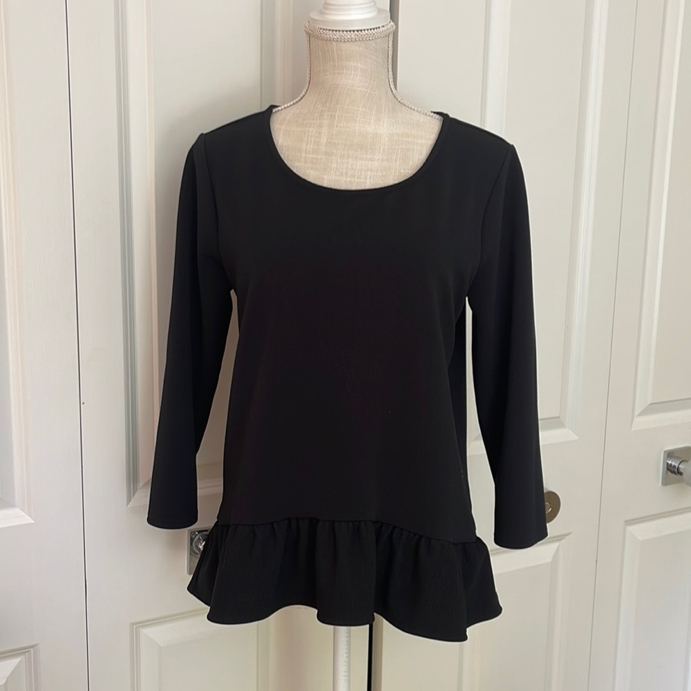 3/4 sleeve ripped peplum black top